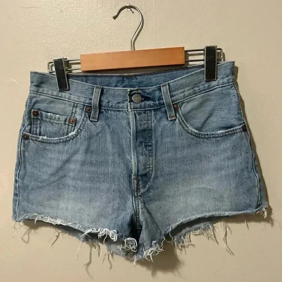 Levi’s  501 mid rise short 26 - Picture 2 of 6